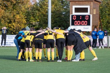 Bild 24 - F SSC Hagen Ahrensburg - SV Frisia 03 Risum-Lindholm : Ergebnis: 2:0